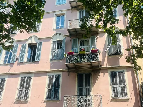 Studio 1 pièce 18 m²