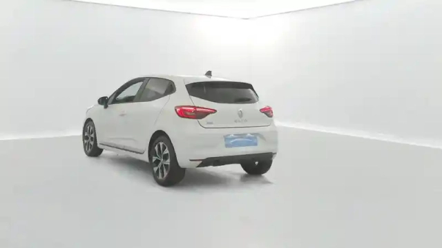 Renault Clio tce 90 — photo 12