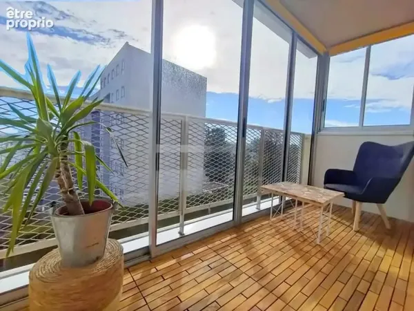 Appartement T3 entièrement rénové avec belle vue panoramique