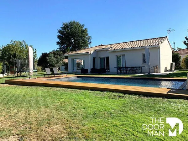 Maison de plain-pied 6 pièces 160 m²