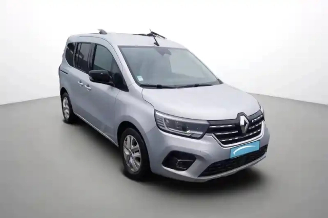 Renault Kangoo blue dci 115 — photo 74