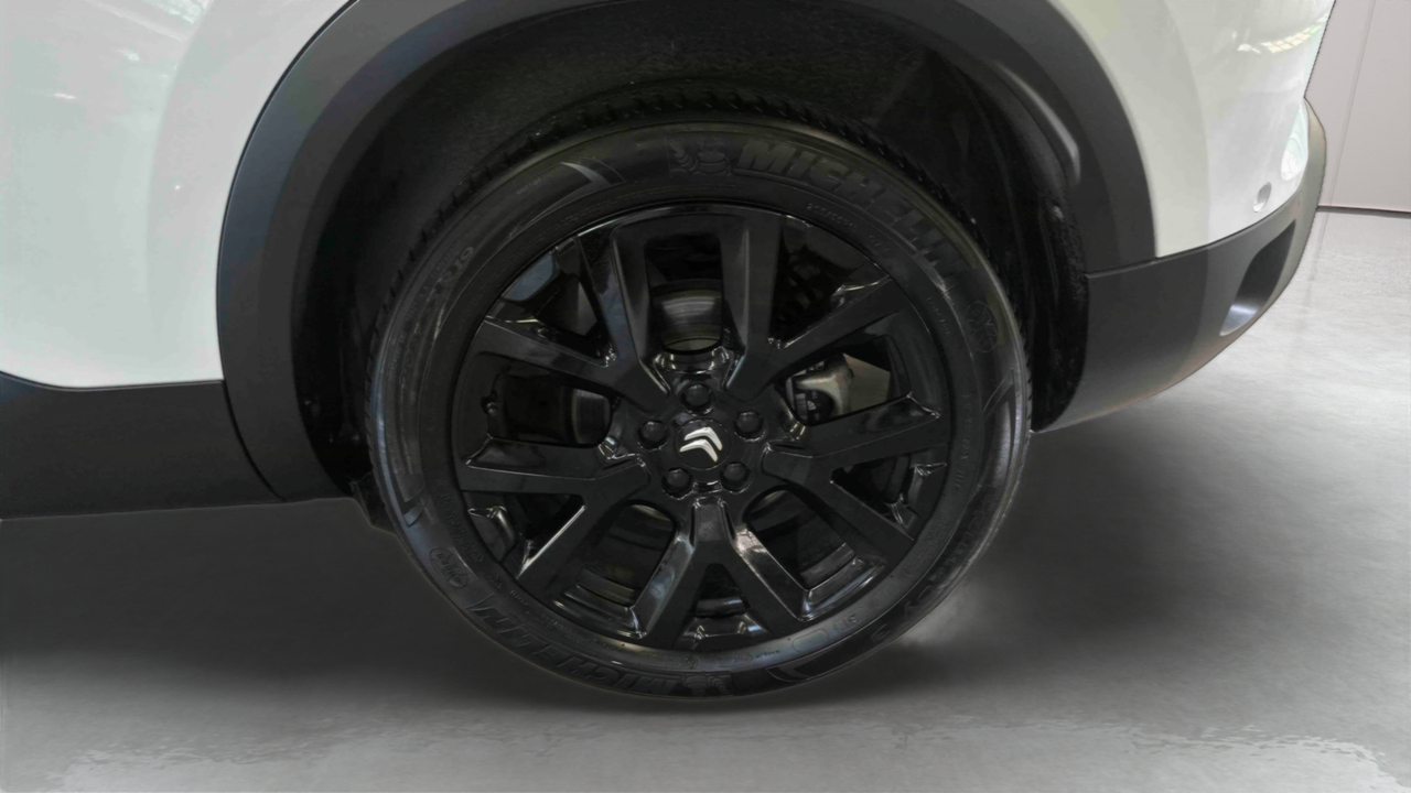Citroen C5 Aircross Hybride 136 e-DCS6 — photo 18