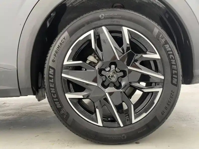 Peugeot 3008 hybrid 136 e-dcs6 — photo 76