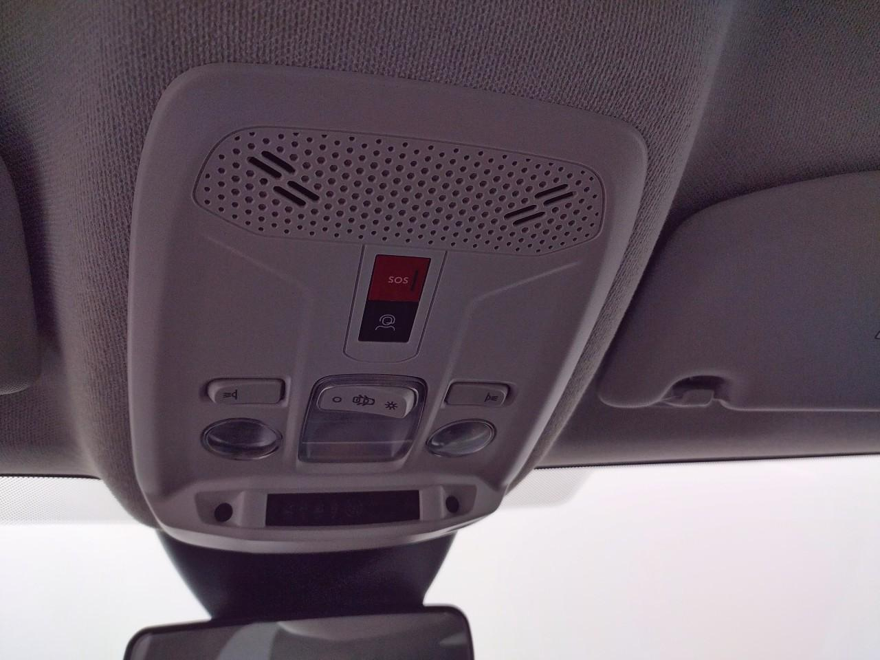 Citroën C4 e-c4 136 ch automatique feel pack — photo 20