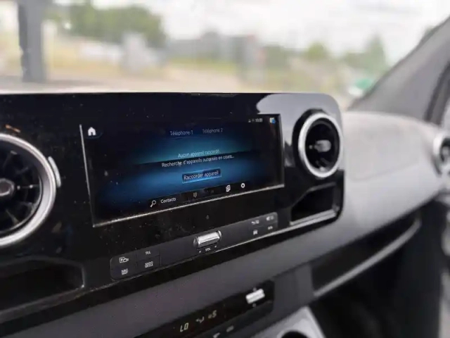 Mercedes Sprinter fgn 215 cdi 39 3.0t fwd — photo 14