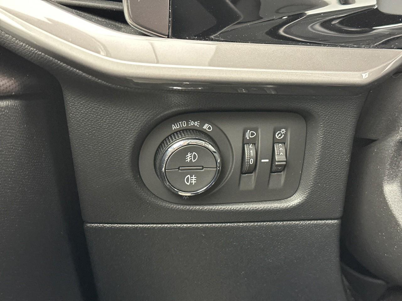 Opel Mokka electrique 136 ch & batterie 50 kwh elegance — photo 16