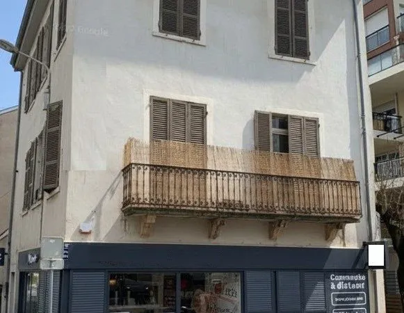 LYON 3- Immeuble- 211m²