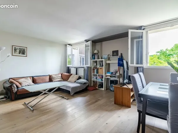 Appartement 3 pièces 77 m² vue dégagée à Gennevilliers