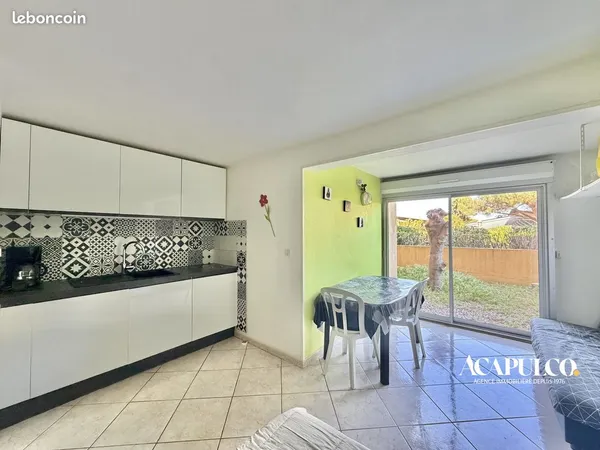 Studio 1 pièce 22 m²