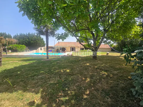 Maison Fals 5 pièce(s) 156.57 m2