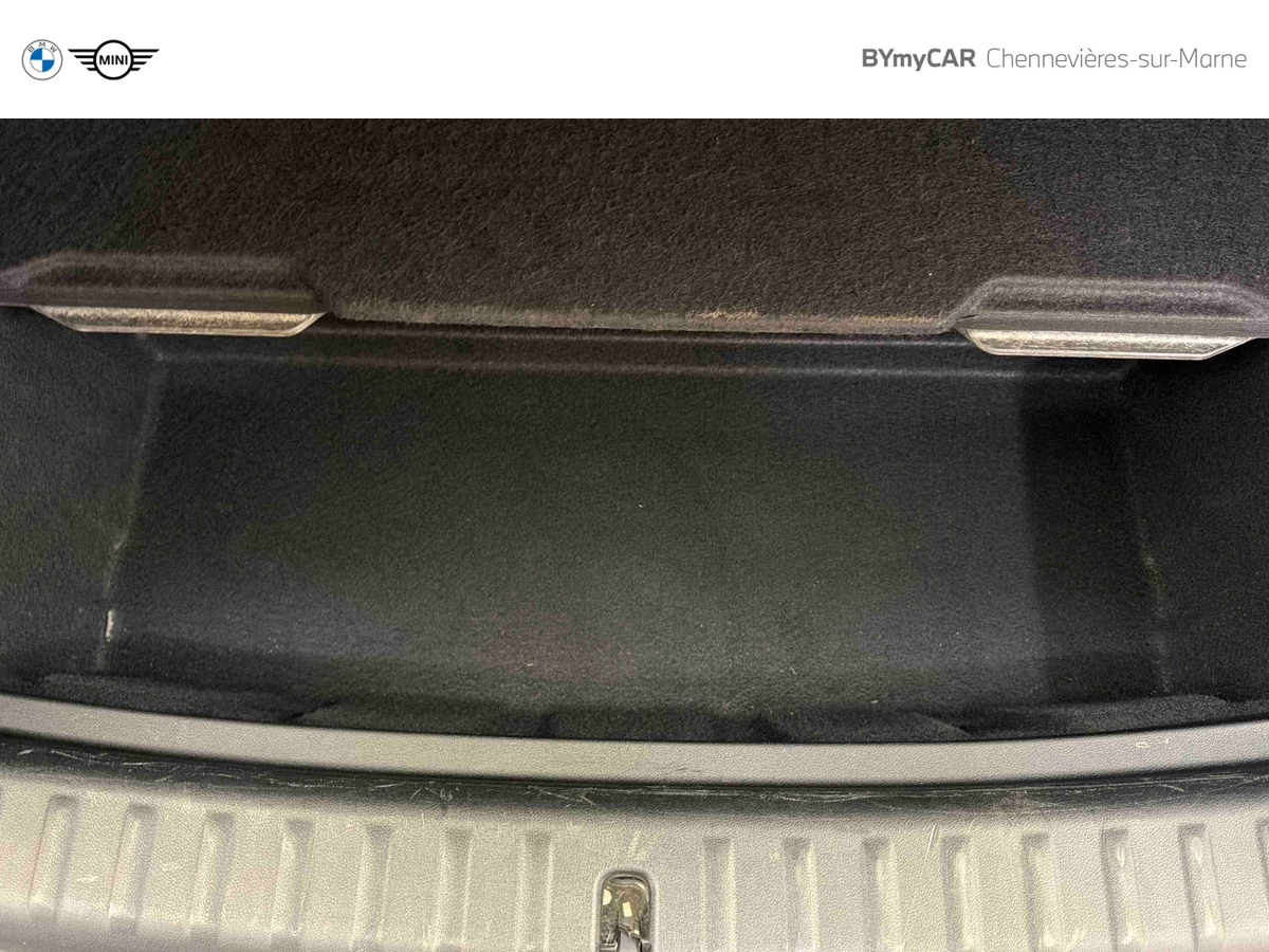 BMW X1 xDrive 23d 211ch DKG7 — photo 17