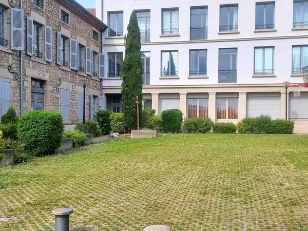 Appartement avec garage parking ascenseur