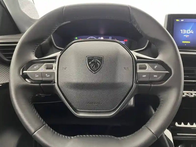 Peugeot 208 electrique 54 kwh 156ch — photo 23