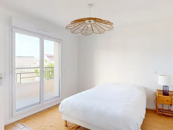 Résidence à Saint-Ouen-sur-Seine : Appartement de