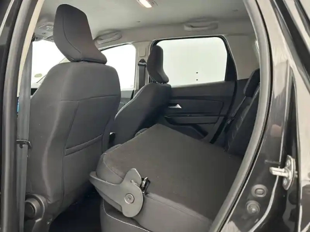 Dacia Duster blue dci 115 4x2 — photo 39