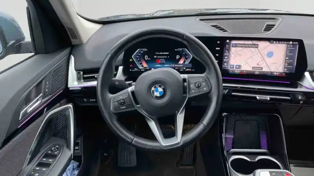 Bmw X1 sdrive 18d 150ch dkg7 — photo 26