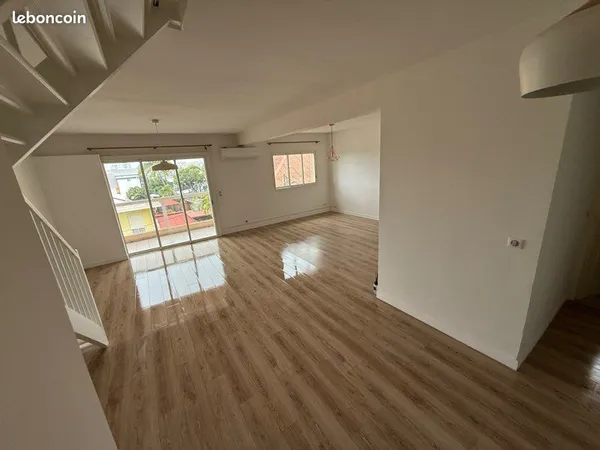 SUPER T4 DUPLEX 135m2
