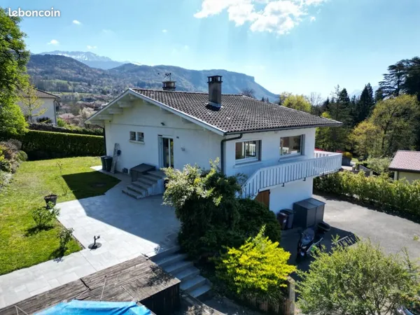 Maison 7 pièces 158 m²
