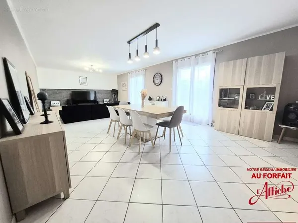 Maison 5 pièces 157 m²