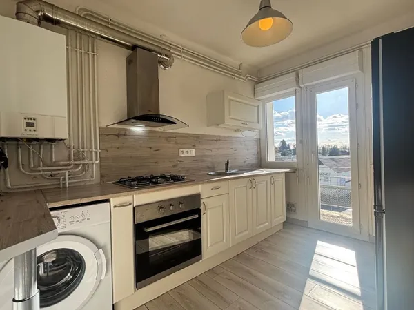 Appartement 3 pièces 84 m²