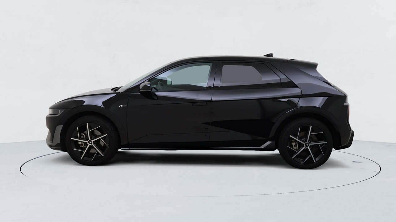 Hyundai Ioniq 5 — photo 3