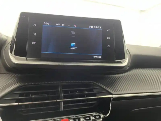 Peugeot 2008 puretech 100 s&amp;s bvm6 — photo 20