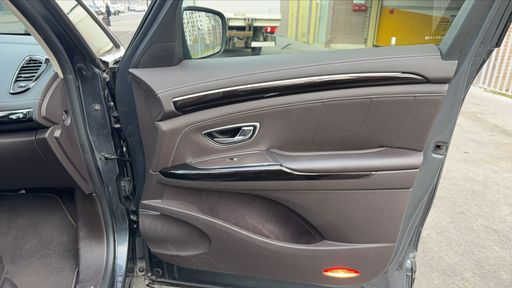 Renault Espace 1.8 TCe 225 EDC7  - Initiale Paris – 2018 – 116600 km – Essence – Boîte Automatique — photo 42