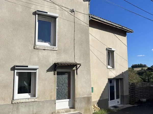 Maison de village avec jardin