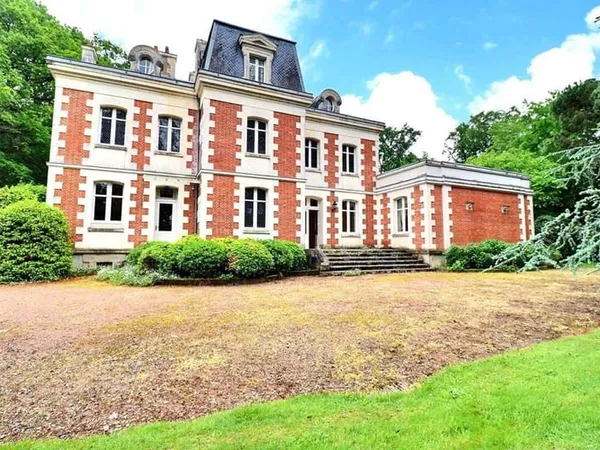 Local commercial 23 pièces 496 m²