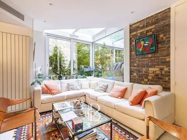 Maison 5 pièces 213 m²