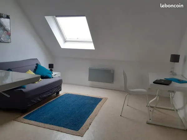 Loue studio meublé