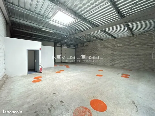 LOCAL D'ACTIVITE 160 m² SAINT-JEAN