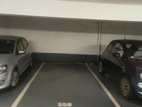 Loue parking