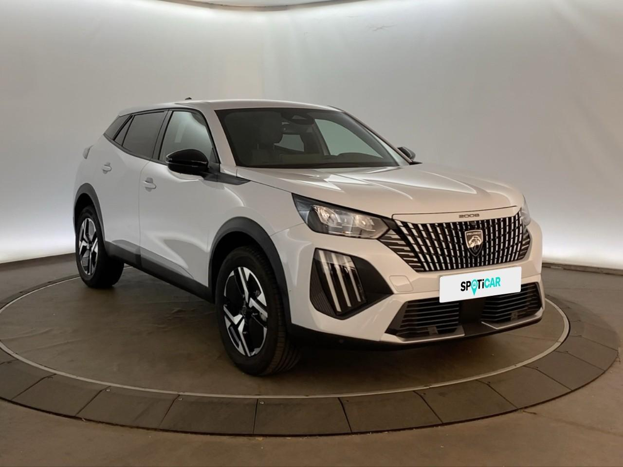 Peugeot 2008 hybrid 145 ch e-dcs6 allure — photo 3