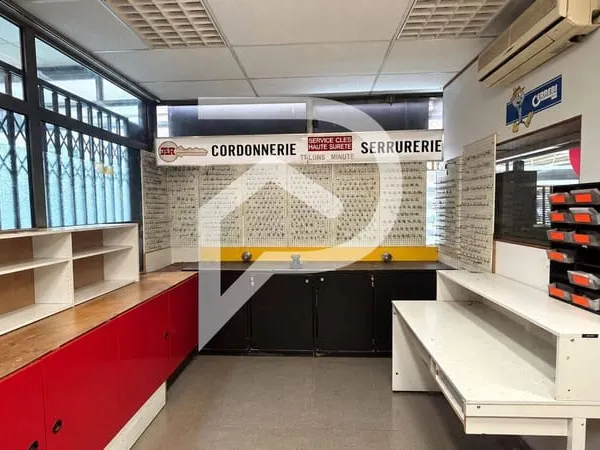 Local commercial 32 m²