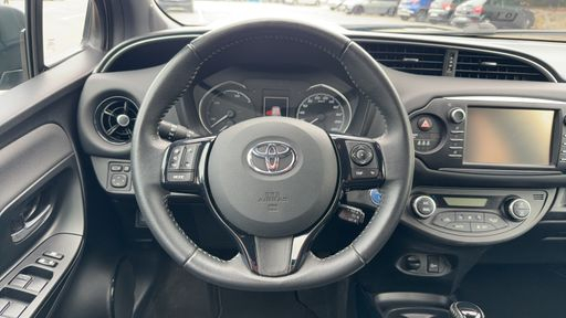 Toyota Yaris 1.5 VVT-i 100 Hybrid E-CVT - Collection – 2018 – 36785 km – Hybride essence – Boîte Automatique — photo 30