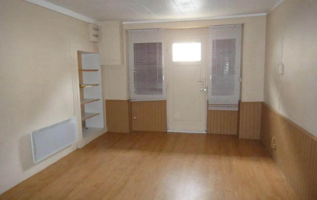 Photo 1