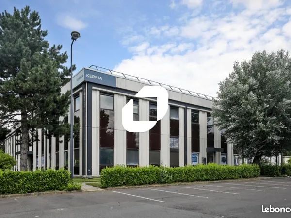 Local bureaux 1 353 m²