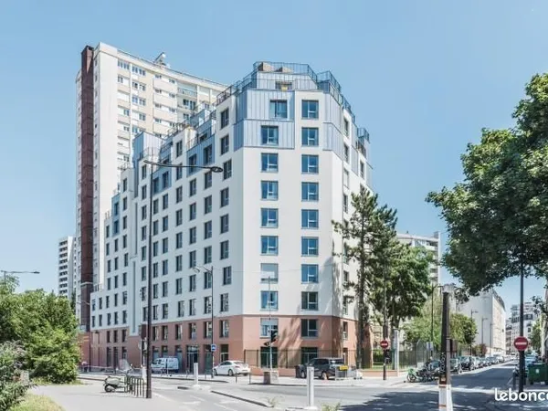 Studio 1 pièce 24 m²