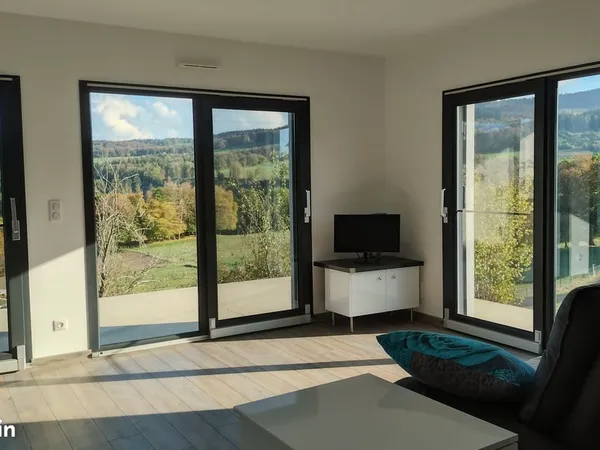 Maison récente 5 pièces 91 m² - Frontière Suisse - Vue imprenable sur prairie et forêt