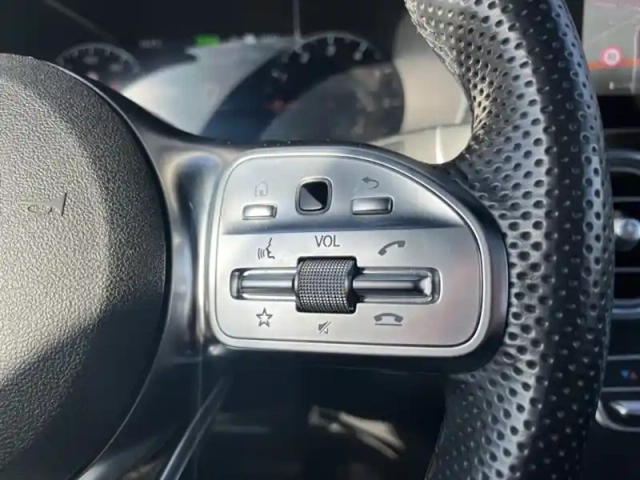 Mercedes Glc 300de 4matic suv amg line — photo 17