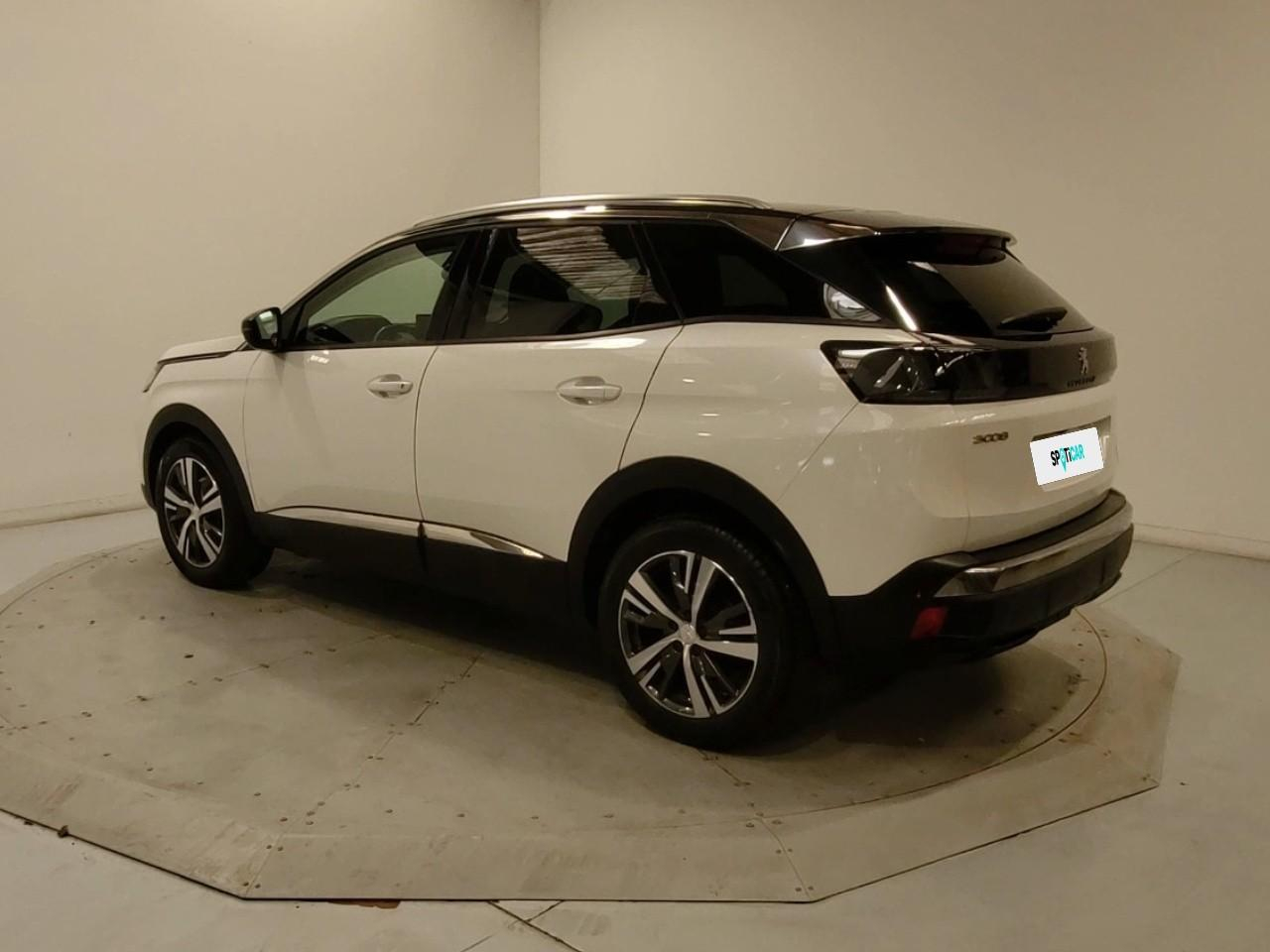 Peugeot 3008 puretech 130ch s&s eat8 allure pack — photo 3