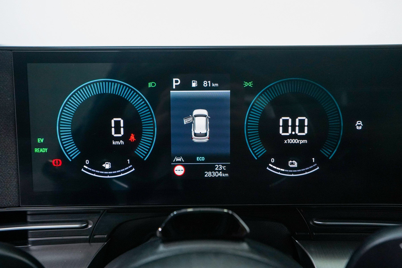 Hyundai Kona — photo 13