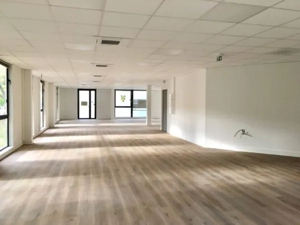 Bureaux 410 m²