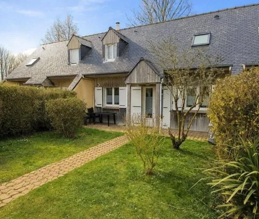 Maison 9 pièces 145 m²