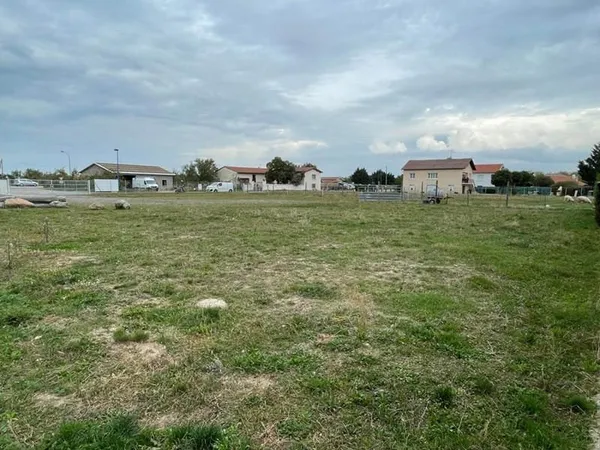 Terrain Sainte Agathe La Bouteresse 657 m2