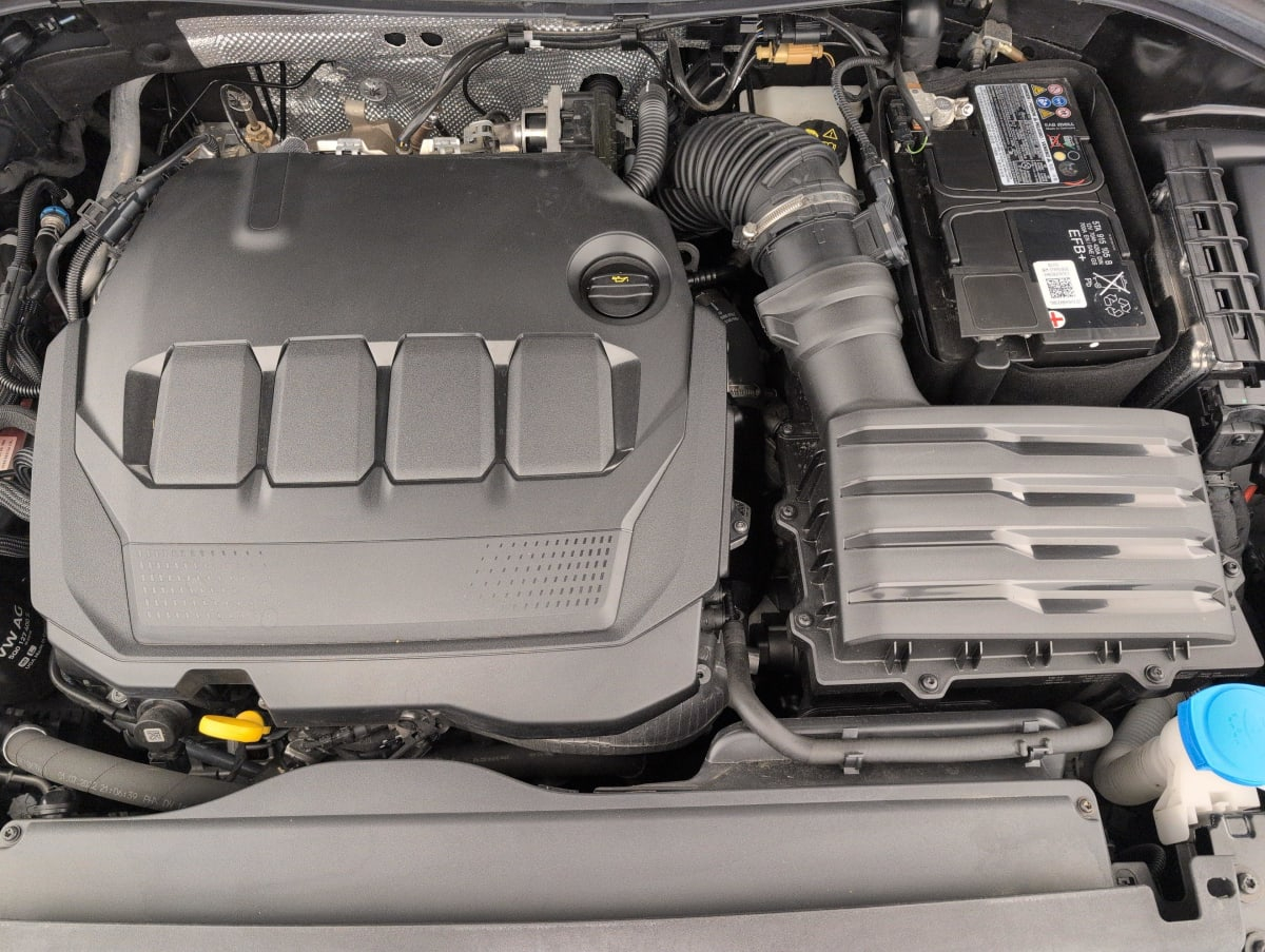 Volkswagen Tiguan — photo 20