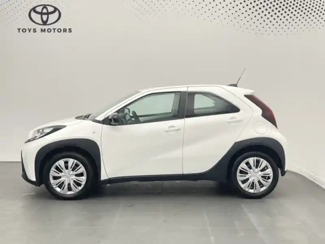 Toyota Aygo 1.0 s-cvt 72 dynamic — photo 20