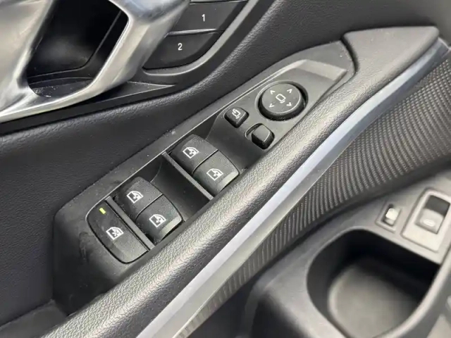 Bmw Serie 3 touring 330e 292 ch bva8 — photo 22