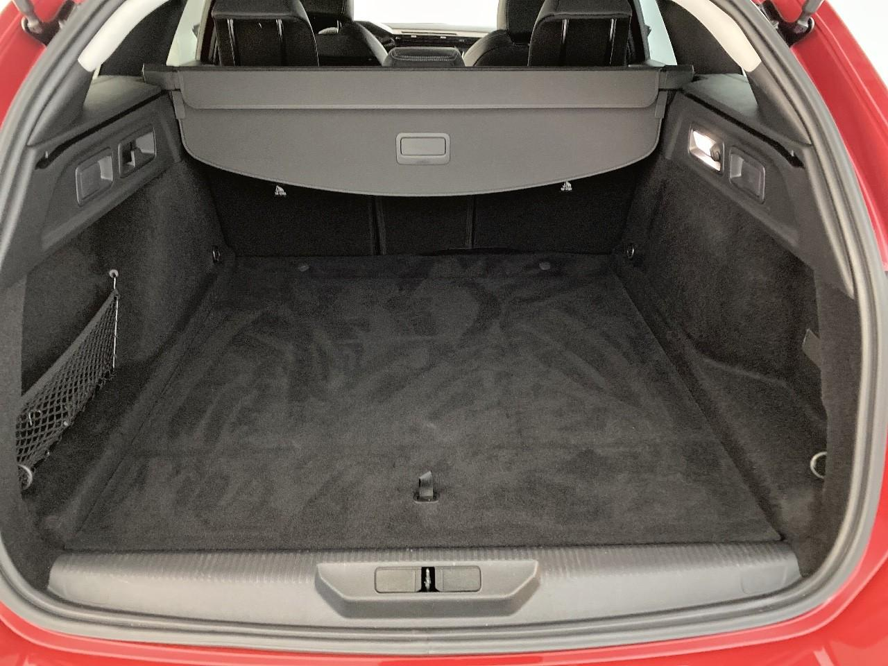 Peugeot 308 sw hybrid 145 e-dcs6 allure — photo 6